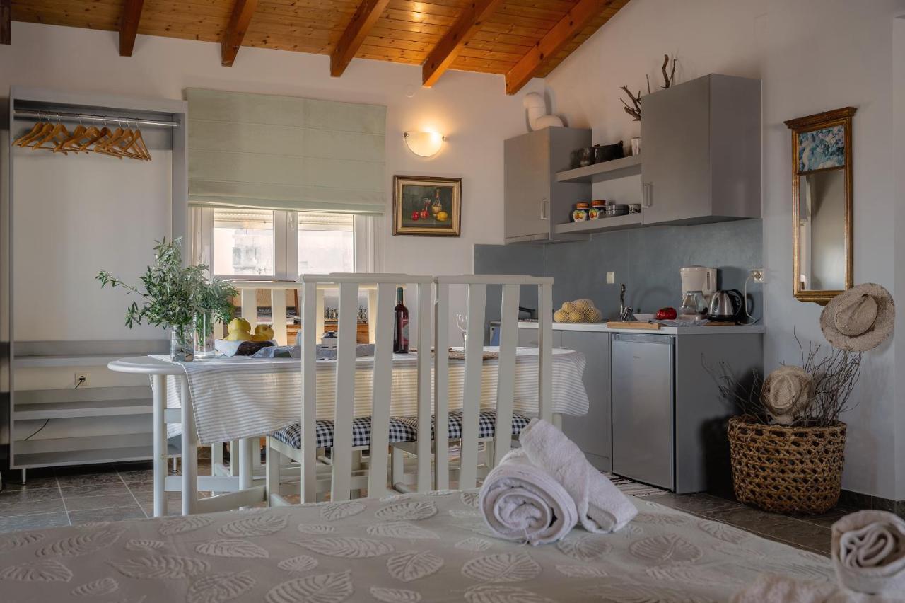 Apostolos Loft - Cozy Loft In The Center Of Preveza Exterior foto